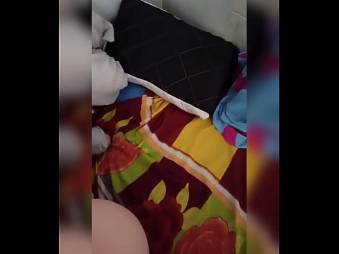 ❤️ Rakan sebilik saya tinggal di rumah seorang diri kerana suaminya pergi bercuti dan saya mengambil kesempatan menidurinya dan mengisi pantatnya dengan susu Lucah fb pada kami